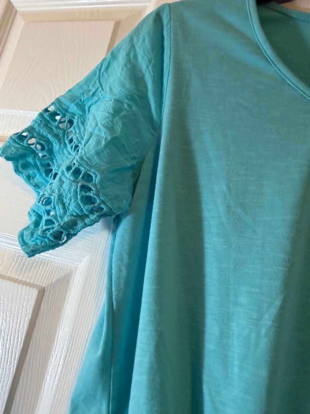 Notations Turquoise V-Neck Tie-Front Top with Crochet Trim Sleeves - Picture 6 of 8
